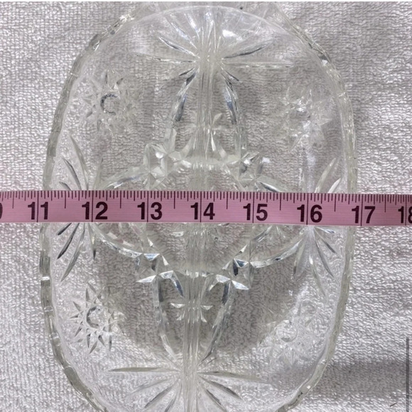 Vintage Clear Cut Glass Divided Relish Serving Dish - Picture 7 of 8